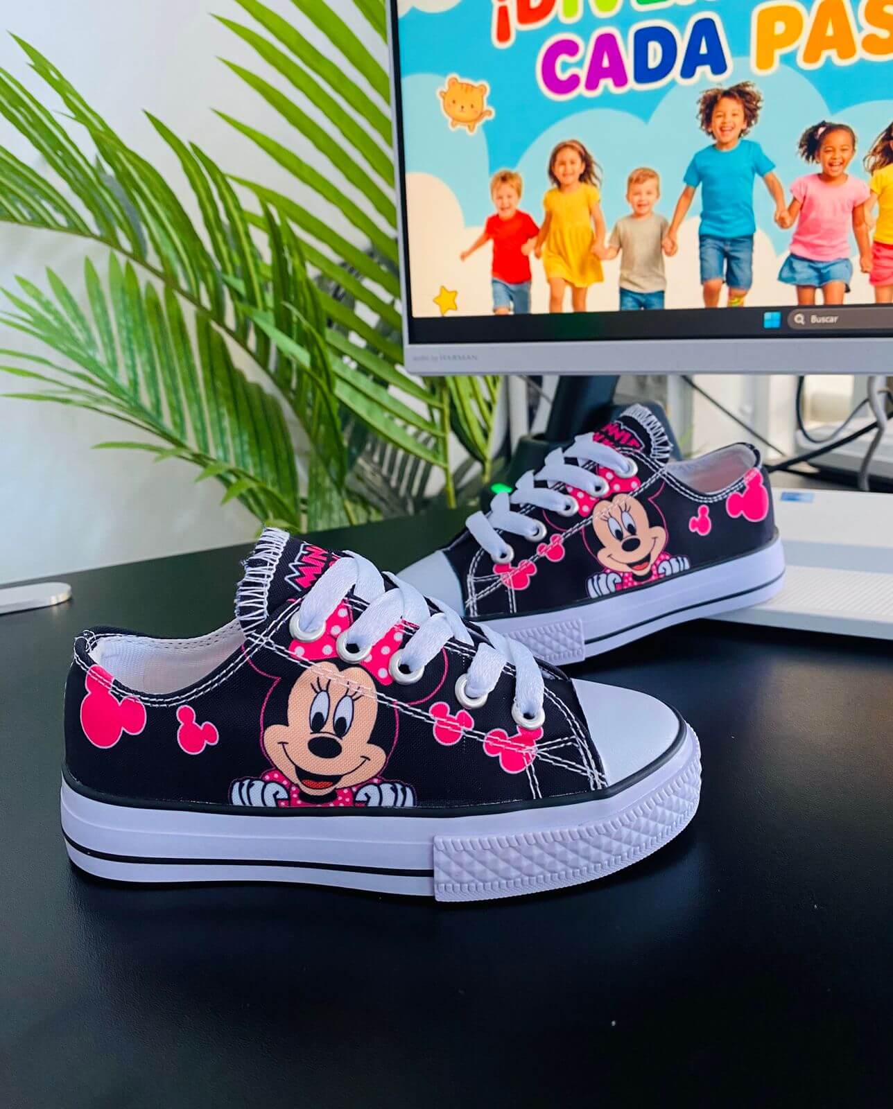 Tenis Minnie negro